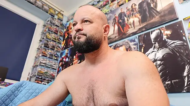 Muscle Bear online show from 07/17/26, 05:36