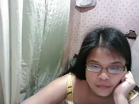 abiemayhottiey online show from 10/03/25, 12:24