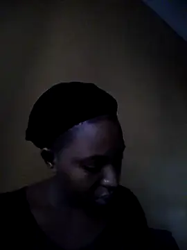 Snapshot of skyler22 chatting on 12/11/24, 03:47 skyler22 online show from 12/11/24, 03:47