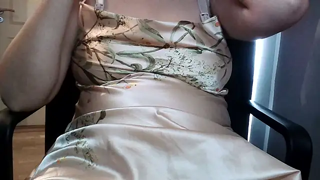 Nora NRI online show from 10/22/25, 09:31