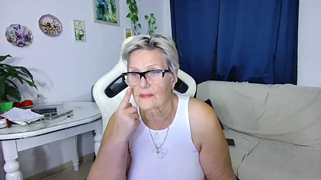 Selenna57 online show from 01/07/26, 06:10