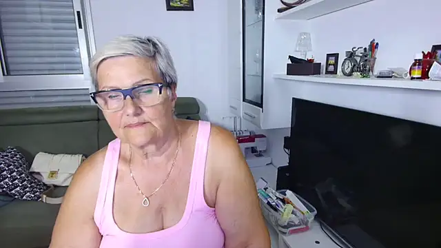 Selenna57 online show from 06/10/26, 04:50