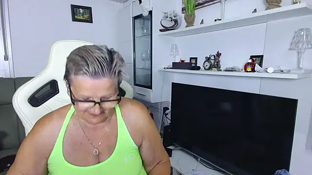 Selenna57 online show from 06/16/26, 05:26