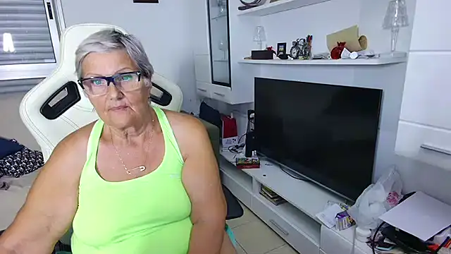 Selenna57 online show from 06/29/26, 05:35