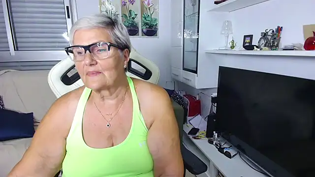 Selenna57 online show from 07/15/26, 05:40
