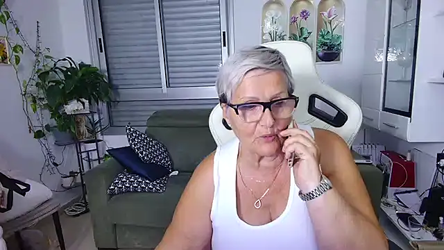 Selenna57 online show from 07/21/26, 05:59
