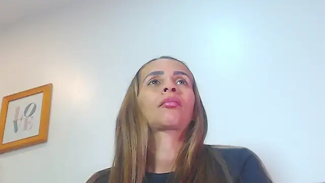 Amber Moore online show from 06/17/26, 07:15