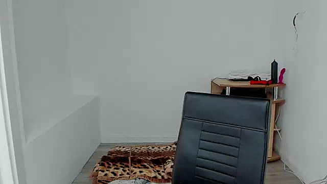 sexxymuscles4u online show from 01/21/25, 07:47