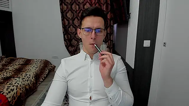 sexxymuscles4u online show from 02/20/25, 08:06