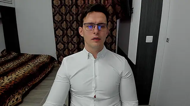 sexxymuscles4u online show from 03/10/25, 02:26