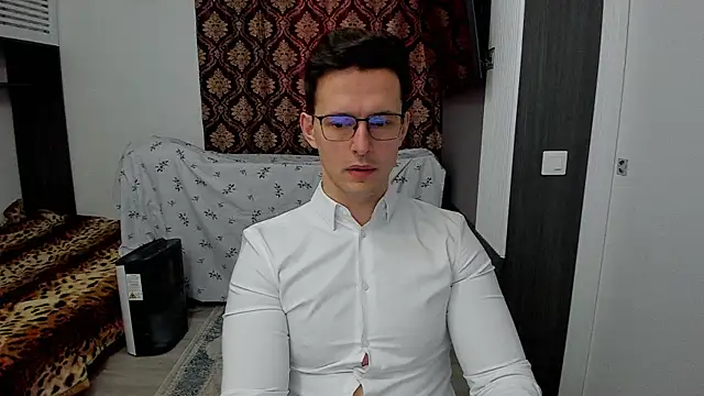 sexxymuscles4u online show from 03/11/25, 10:07
