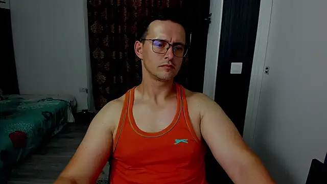 sexxymuscles4u online show from 09/10/25, 12:05