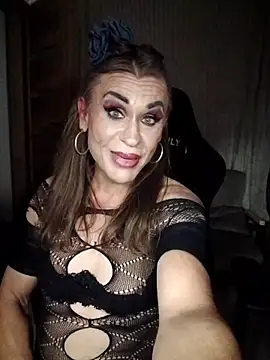 Snapshot of lilianashemale chatting on 10/19/25, 02:23 lilianashemale online show from 10/19/25, 02:23