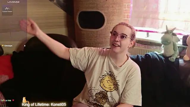GamerGirl Eve online show from 06/05/26, 05:29