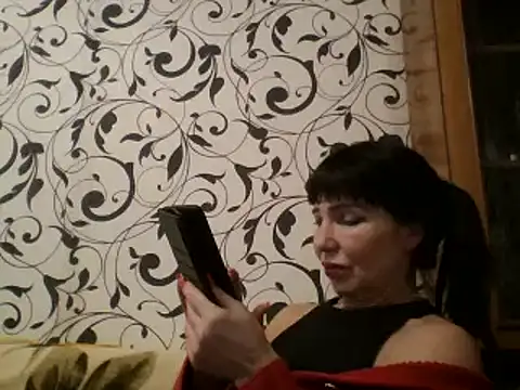 JeaneDavis online show from 02/05/25, 01:44