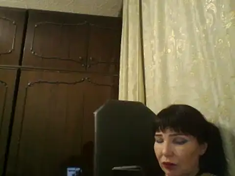 JeaneDavis online show from 02/17/25, 05:10