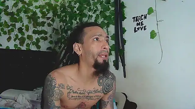 caribbeanlover1 online show from 10/08/25, 11:52