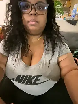 EbonyGoddessKira online show from 01/02/25, 09:50