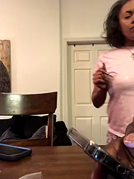 realninafame online show from 10/04/25, 05:38