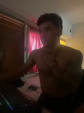 Snapshot of srmisterio09 chatting on 03/11/25, 06:19 srmisterio09 online show from 03/11/25, 06:19