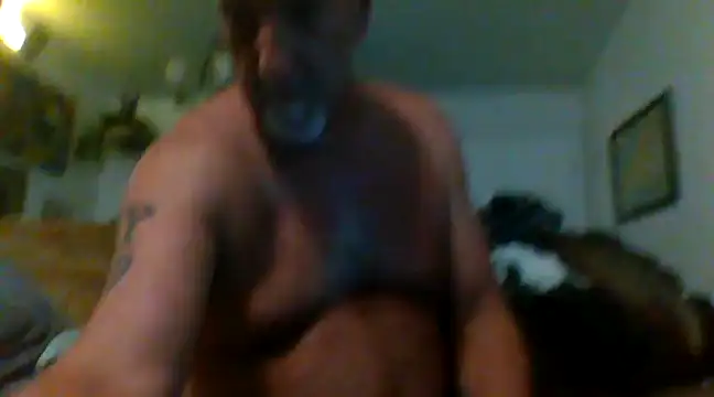 Snapshot of Yankeedave420 chatting on 12/16/24, 05:49 Yankeedave420 online show from 12/16/24, 05:49