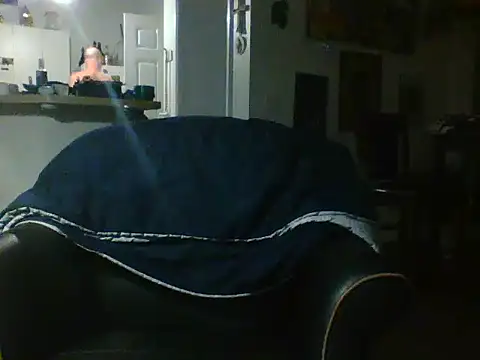 Snapshot of Yankeedave420 chatting on 02/01/25, 12:51 Yankeedave420 online show from 02/01/25, 12:51