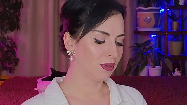 lily conor online show from 11/30/25, 03:05