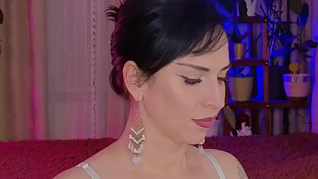 lily conor online show from 12/02/25, 05:19