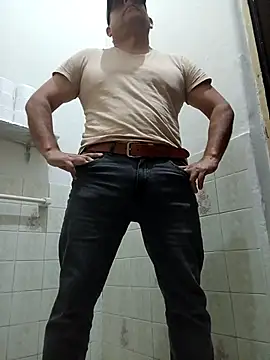 chicoguapo8 online show from 09/26/25, 10:30