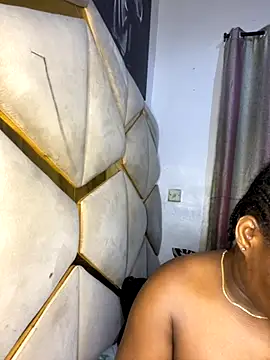 Snapshot of catty3232 chatting on 10/04/25, 11:58 catty3232 online show from 10/04/25, 11:58