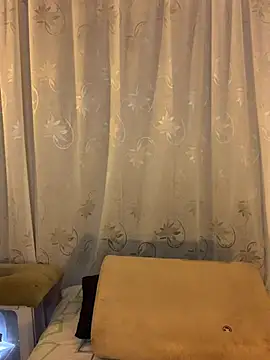 Estefani 32 online show from 05/22/26, 04:12
