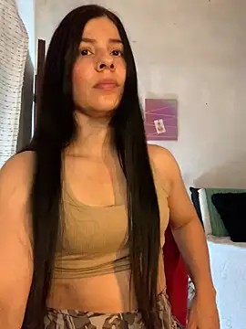 Estefani 32 online show from 07/15/26, 02:11