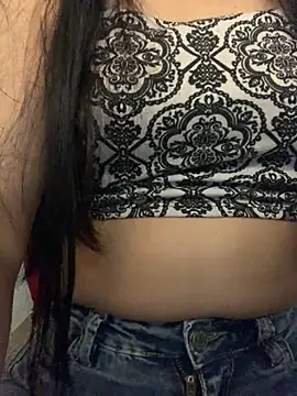 Estefani 32 online show from 07/19/26, 07:17