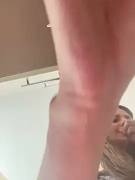 Flossy Vettie online show from 09/29/25, 11:59