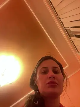 Snapshot of Flossy_Vettie chatting on 04/24/26, 12:35 Flossy Vettie online show from 04/24/26, 12:35