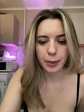 NastyushaaLove online show from 03/18/25, 06:59