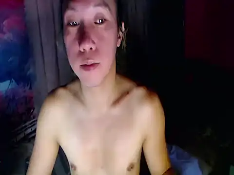 Snapshot of cute_boytoy0221 chatting on 11/30/25, 07:01 cute boytoy0221 online show from 11/30/25, 07:01