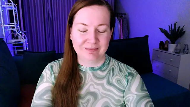GoddessLara online show from 12/22/24, 09:20