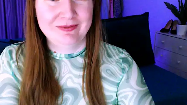 GoddessLara online show from 12/23/24, 12:25