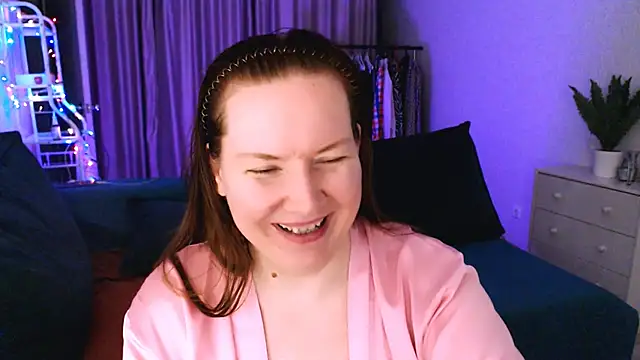GoddessLara online show from 02/19/25, 01:18