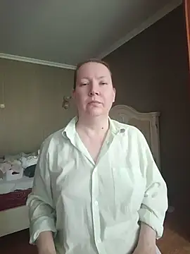GoddessLara online show from 06/30/26, 02:12