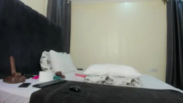 Naughty Linda online show from 03/02/25, 10:27