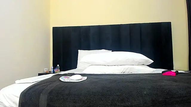 Naughty Linda online show from 03/13/25, 04:27