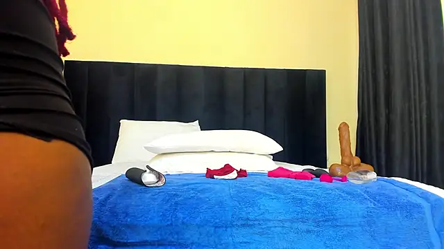 Naughty Linda online show from 03/16/25, 05:47