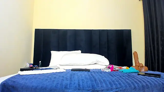 Naughty Linda online show from 03/21/25, 07:46