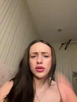 Lisaaan online show from 01/11/25, 03:09