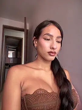 DulceLenns online show from 10/16/25, 06:20