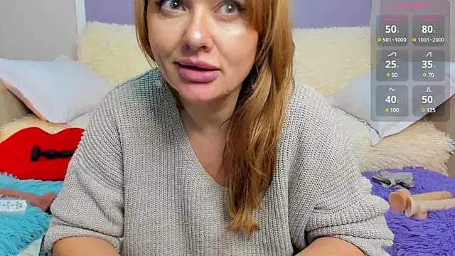 MonikaFamex online show from 02/13/25, 12:46