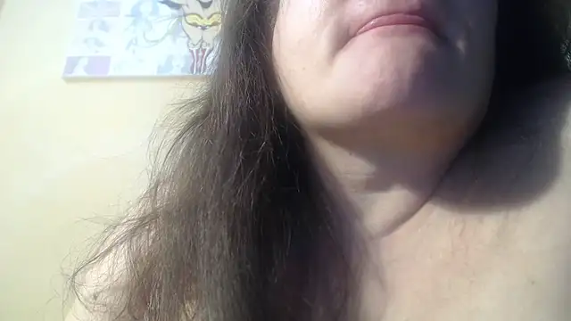 Snapshot of dyannasex chatting on 10/24/25, 07:27 dyannasex online show from 10/24/25, 07:27