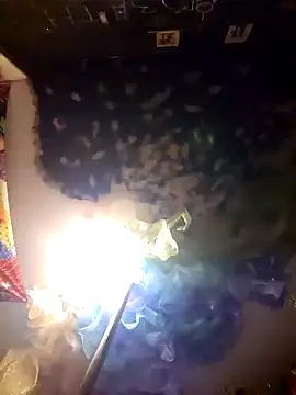 Snapshot of ScarletCallings420 chatting on 01/19/25, 04:44 ScarletCallings420 online show from 01/19/25, 04:44